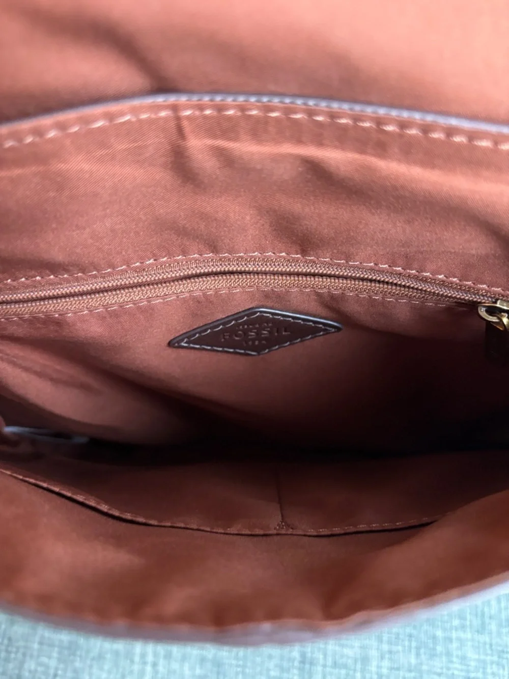 Fossil mini leather